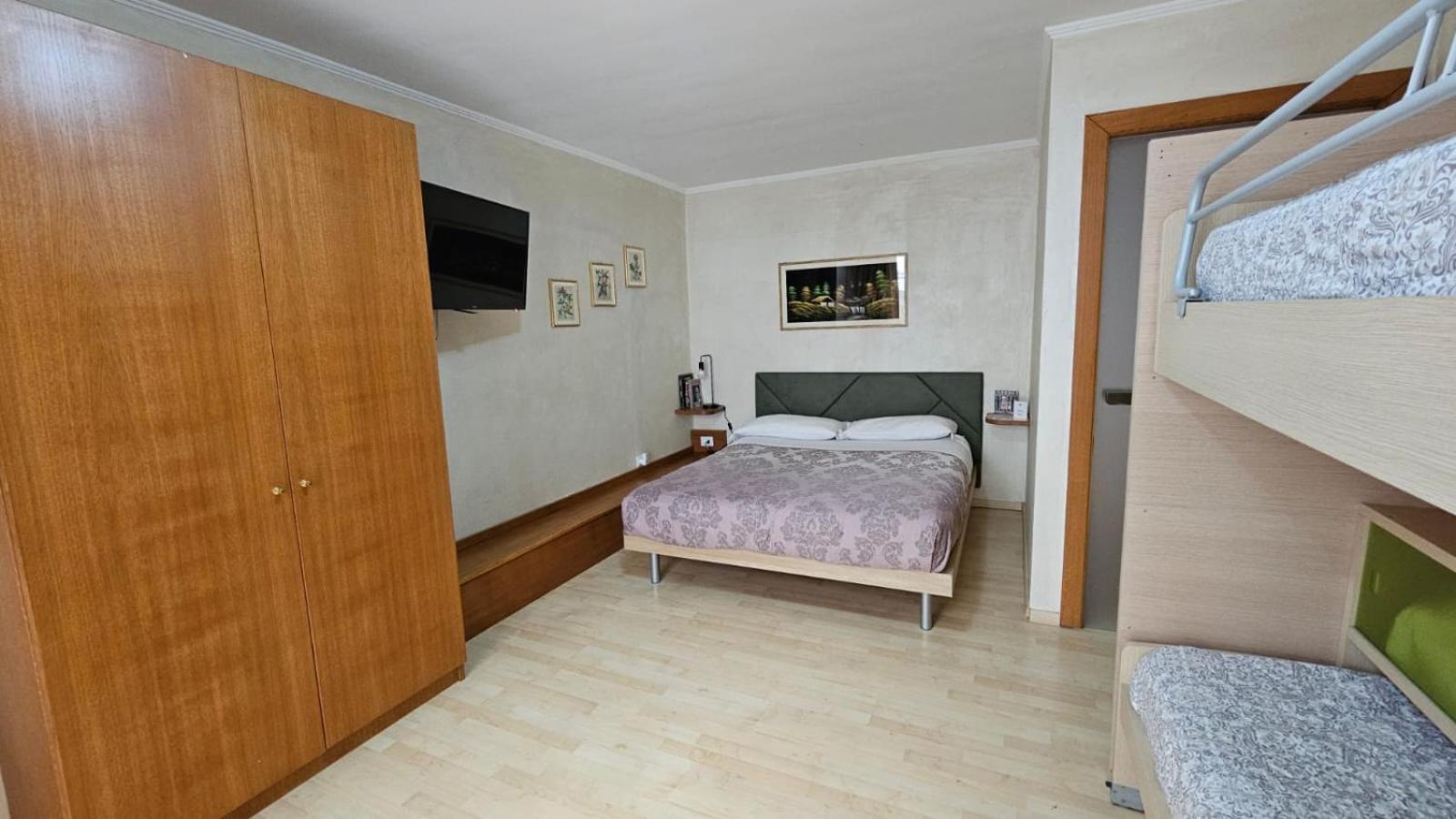 Vittoria Guest House Salerno Buitenkant foto