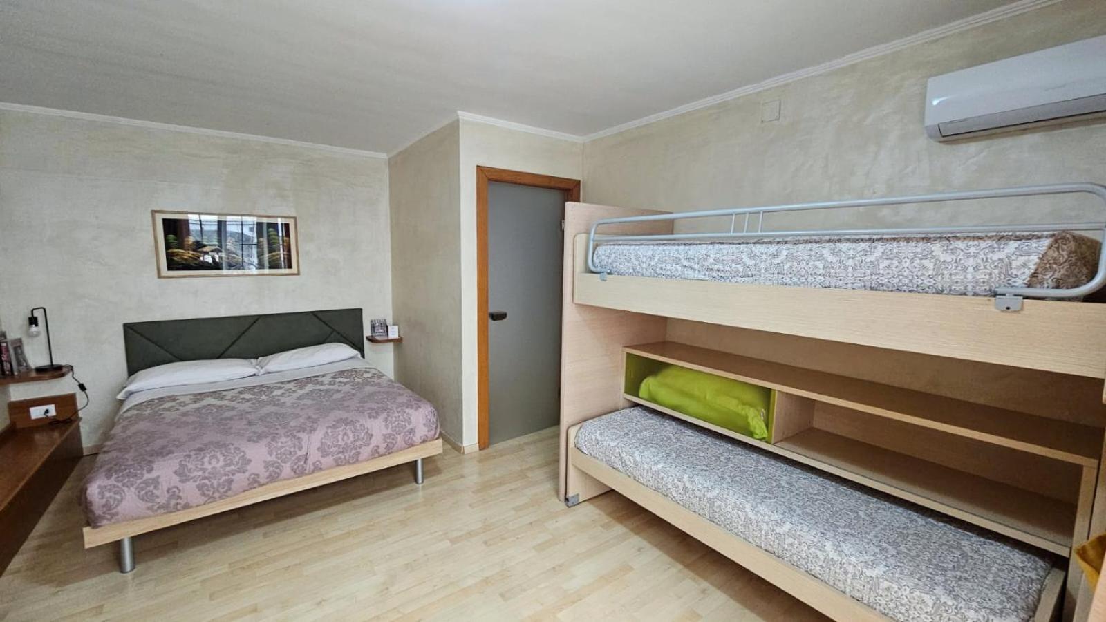 Vittoria Guest House Salerno Buitenkant foto